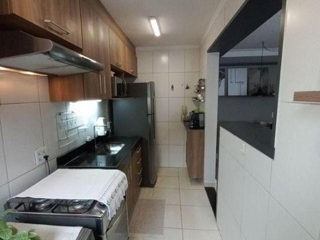 Apartamento Decorado com armários de frente 1º andar