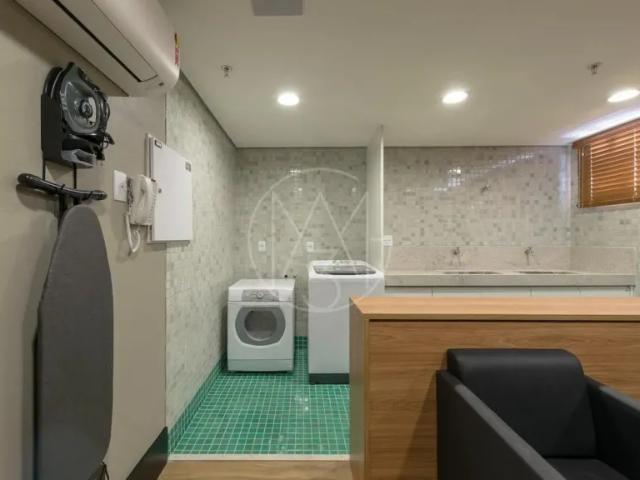 Apartamento Decorado no Cambuí com Serviços de Hotel e Rooftop com Piscina