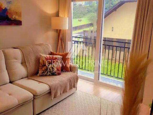 APARTAMENTO DECORADO NO CENTRO DE GRAMADO