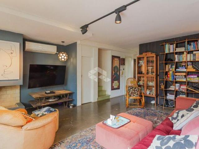 Apartamento diferenciado, em uma das melhores ruas da cidade!