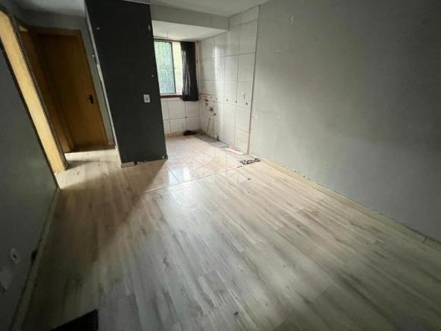 apartamento dois dormitórios no bairro Leopoldina