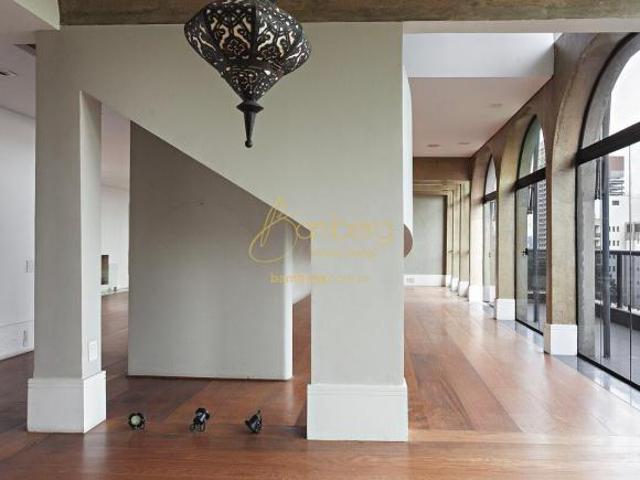Apartamento Dulplex Moema Vista livre 06 suítes