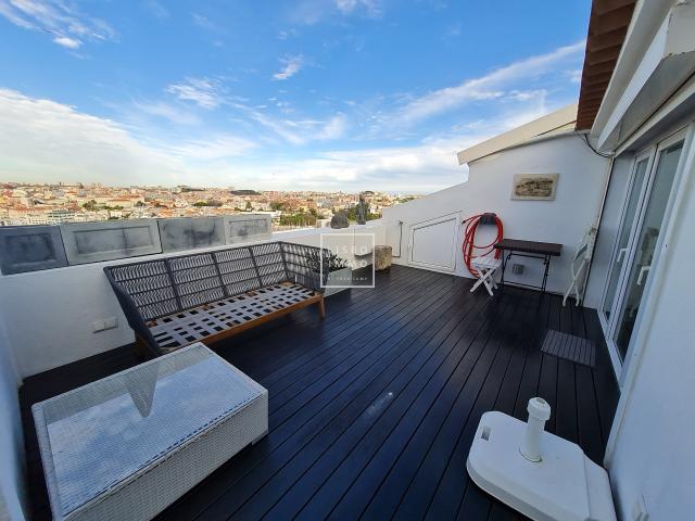 Apartamento Duplex, 316m2, 4 quartos, terraços, vista, estacionamento, elevador, Santo Antonio