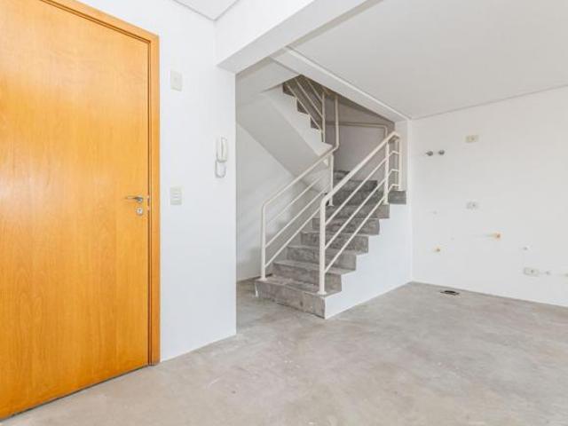 Apartamento Duplex Cobertura em Condomínio Clube ao lado do Shopping Estação