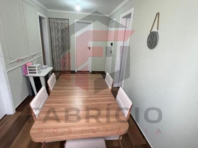 Apartamento duplex à venda no Residencial Lisboa em Suzano SP com 3 dormitórios e quintal privativo