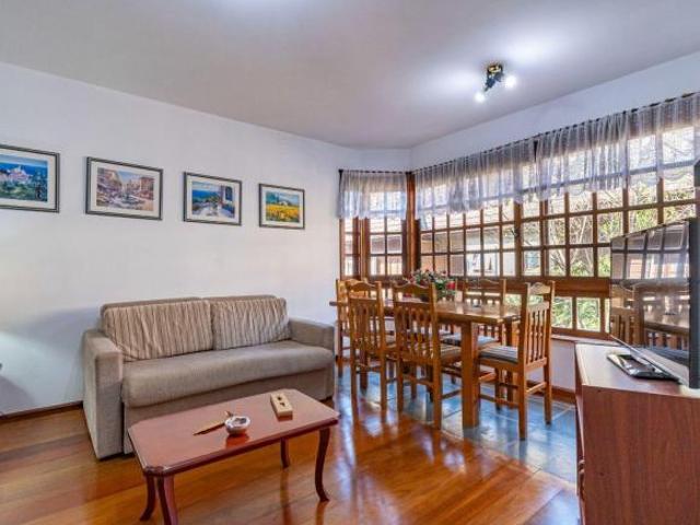 Apartamento Duplex à venda por R$ 820.000 = Floresta, Gramado =