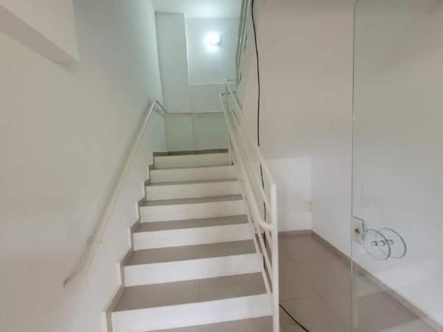 Apartamento Duplex à venda próximo do centro com 2 dormitórios