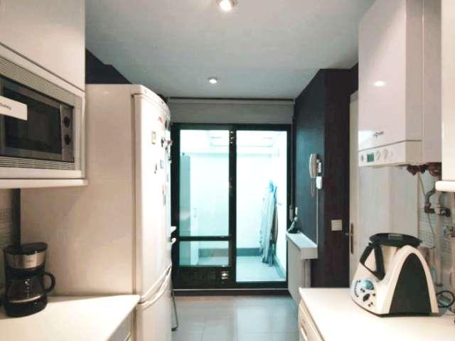 Apartamento dúplex de 2 dormitorios en alquiler en Madrid
