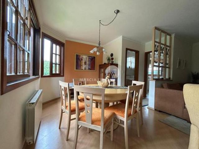 APARTAMENTO DUPLEX EM GRAMADO 2 DORMITORIOS