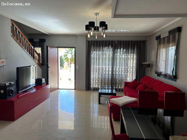 Apartamento duplex en Albamar con 2 dormitorios