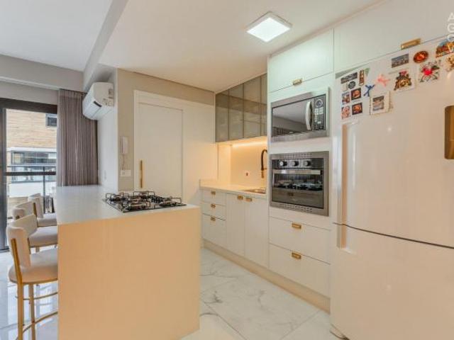 Apartamento Duplex no Meridian, 03 Quartos, 02 Vagas, Churrasqueira a Carvão, Vila Izabel, Curitiba
