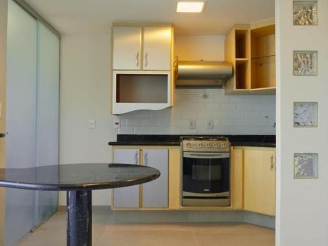 Apartamento Duplex, Semi Mobiliado com Lazer no Panamby