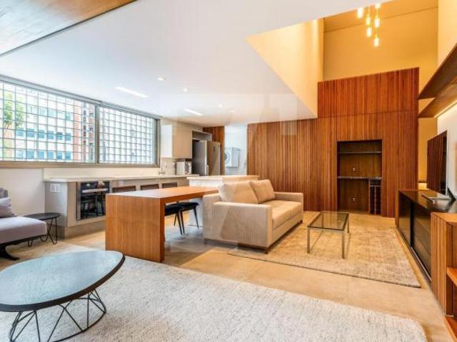 Apartamento Duplex Semi Mobiliado para locação no Itaim 110 m²