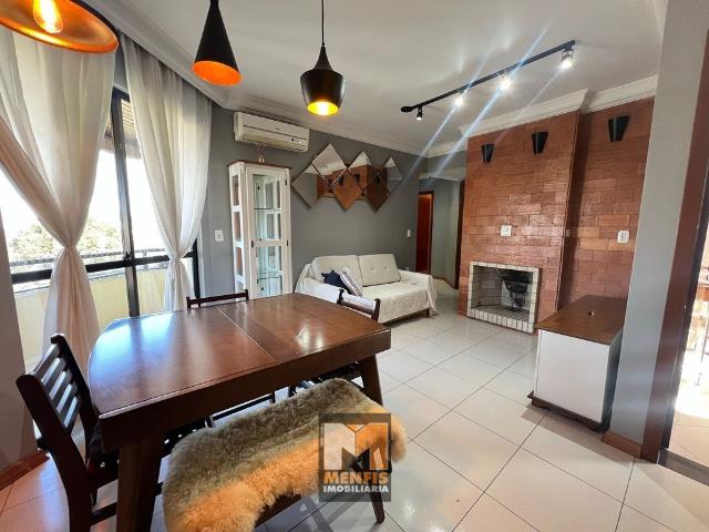 Apartamento Duplex Semimobiliado no Centro