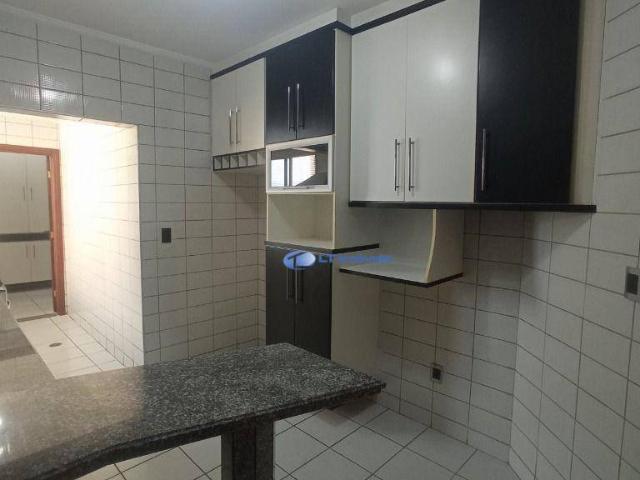 Apartamento Duplex para Aluguel com 3 quartos, 338 m² por R$ 7.150