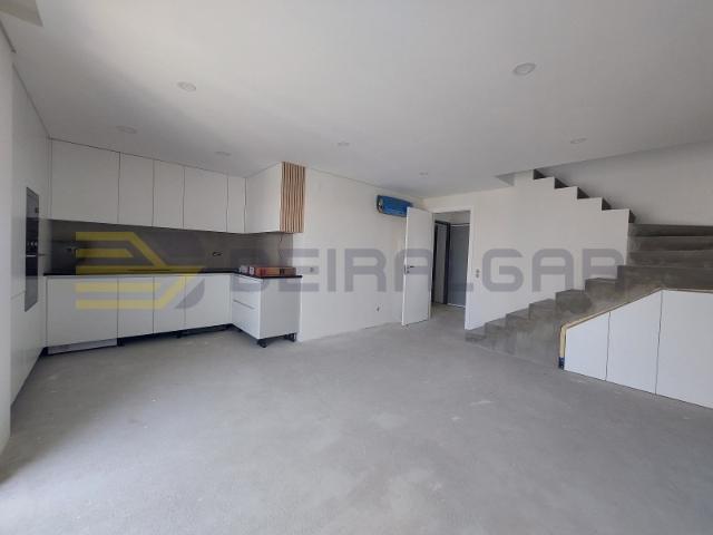 Apartamento Duplex T1+2 nova construção em Altura