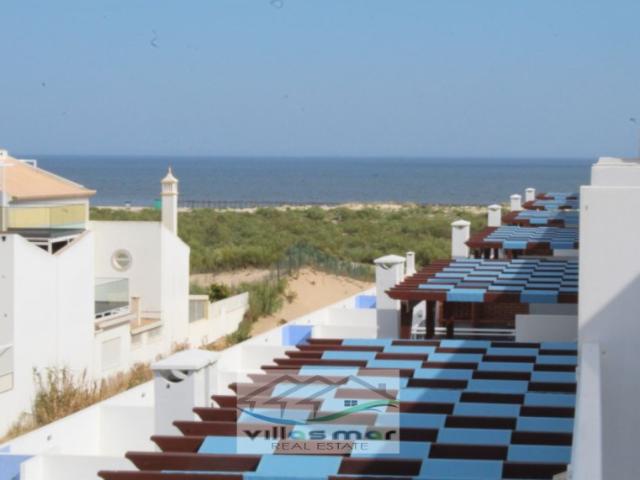 Apartamento Duplex T1+3 em primeira linha Praia da Lota em Manta Rota