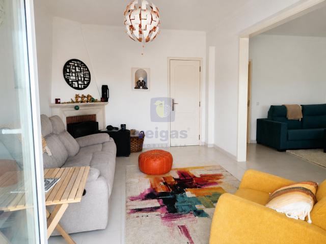 Apartamento Duplex T2 mobilado para arrendamento na Foz do Arelho