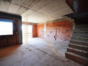 Apartamento duplex T2+2 novo com garagem e sótão em Vale de. 0m² Corroios