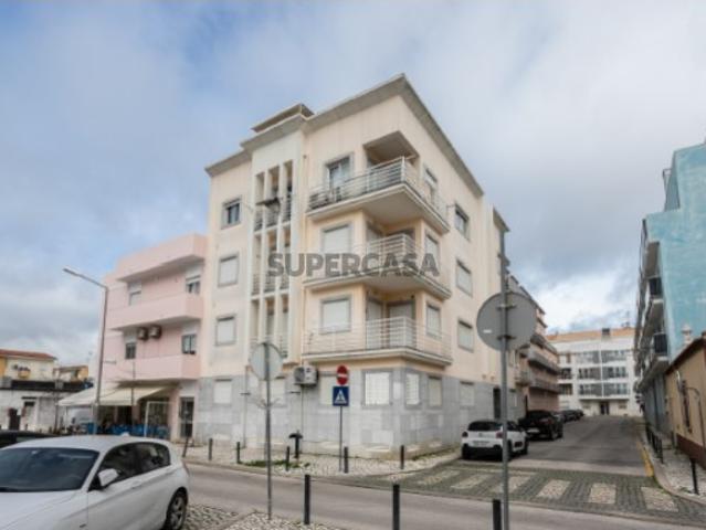 Apartamento Duplex T2+2 com garagem Junto ao Rio Guadiana | Vila Real de Santo António