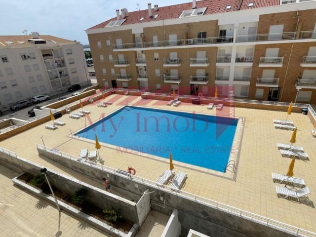 Apartamento Duplex T2+2 Condomínio Privado no Centro de Vila Real de Santo António com Piscina