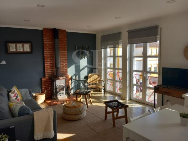 Apartamento Duplex T2 no Baleal Com uma Vista Deslumbrante para o Mar e a Natureza