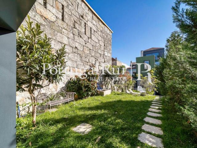 Apartamento Duplex T3 com jardim privativo e 1 estúdio 0m² Bonfim