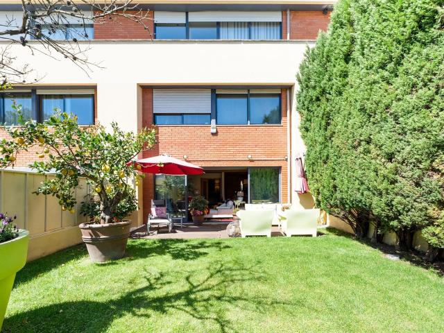 Apartamento Duplex T5 com jardim, Amial 190m² Paranhos