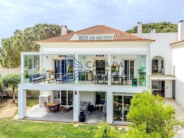 Apartamento Duplex T5 de Luxo para Arrendamento | Terraço, Piscina e Garagem | Estoril / Alcabideche