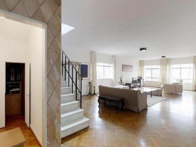 Apartamento duplex, vista livre, Bela Vista