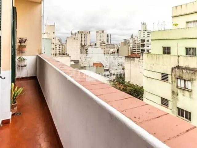 Apartamento e Santa Cecília SP