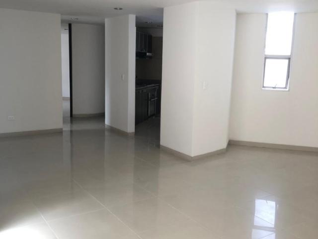 APARTAMENTO EDIFICIO TITANIO, Urbanización Bella Vista, Los Patios