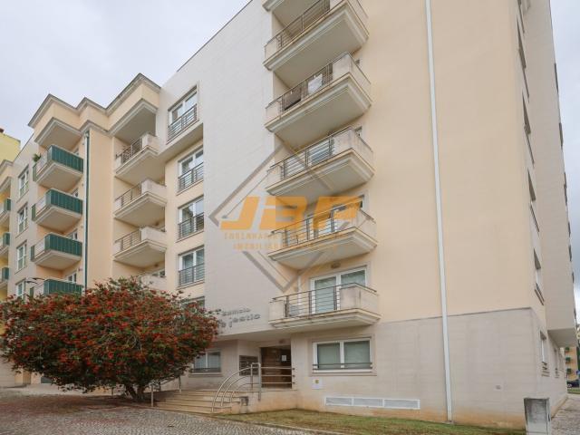 Apartamento Edifício Majestic 112m² Caldas da Rainha Nossa Senhora Do Pópulo, Coto E São Gregório