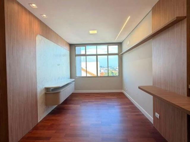Apartamento Edificio Oswaldo Cruz de 110 m² com 3 quartos à venda no Santa Cruz Americana