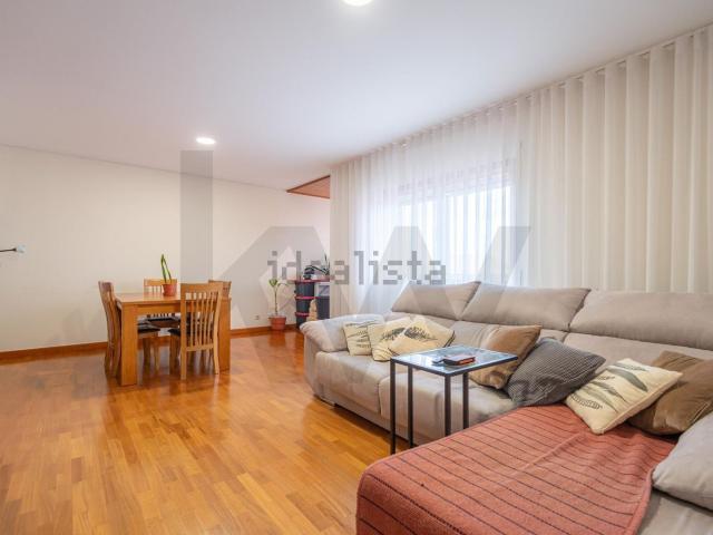 Apartamento, Eixo e Eirol