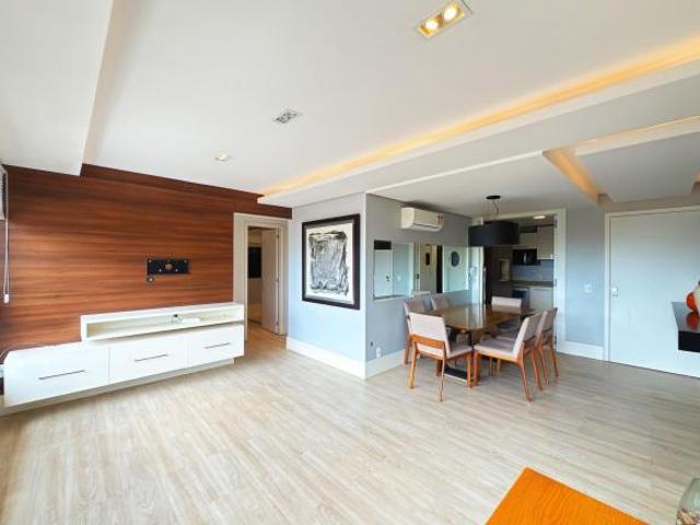 Apartamento em Tristeza