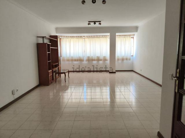 Apartamento em Universidade Mário Sacramento Santiago, Glória e Vera Cruz