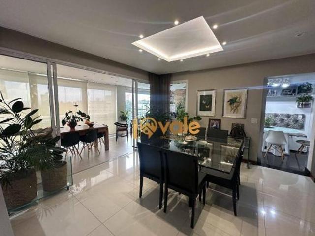 Apartamento em Vila Adyana, São José dos Campos/SP de 190m² 4 quartos à venda por R$ 2.850.000,00