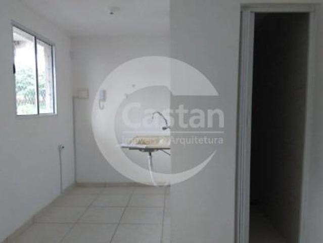 Apartamento em Vila Carrão