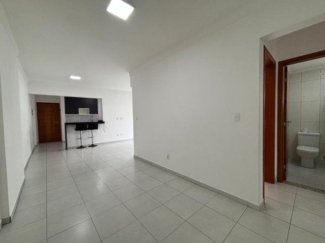 Apartamento em Vila Guilhermina, Praia Grande/SP de 116m² 3 quartos para locação R$ 5.990,00/mes
