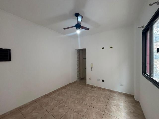 Apartamento em Vila Guilhermina, Praia Grande/SP de 78m² 2 quartos para locação R$ 2.500,00/mes