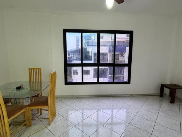 Apartamento em Vila Guilhermina, Praia Grande/SP de 80m² 2 quartos para locação R$ 4.290,00/mes