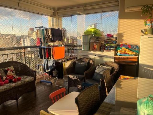 Apartamento em Vila Romana com 94 m²!