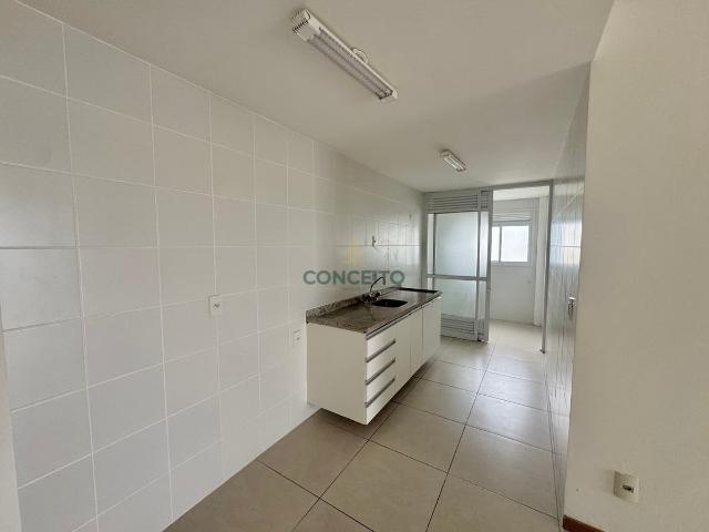 Apartamento em Abraão, Florianópolis/SC de 101m² 3 quartos para locação R$ 5.460,00/mes