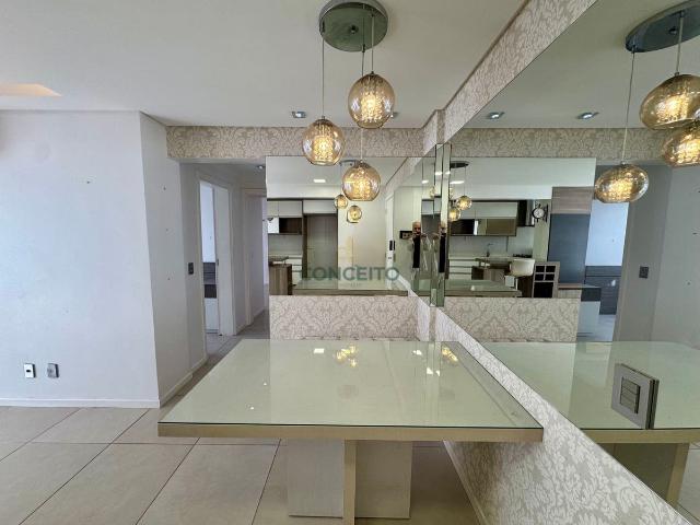 Apartamento em Abraão, Florianópolis/SC de 75m² 2 quartos à venda por R$ 949.900,00
