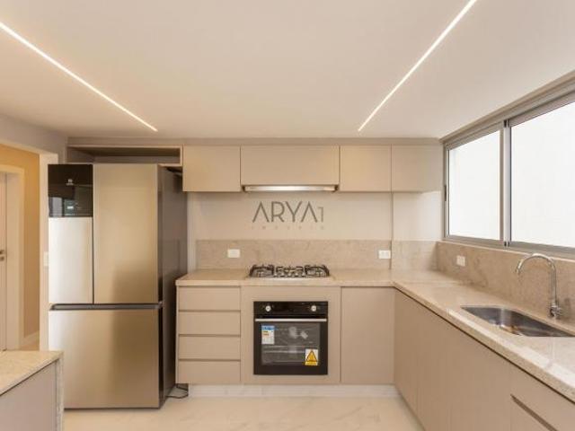 Apartamento em Agua Verde ARYA 1
