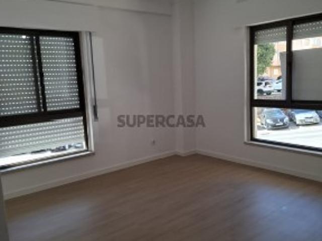 Apartamento em Agualva e Mira Sintra