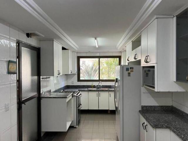 Apartamento em Alphaville Industrial, Barueri/SP de 284m² 4 quartos à venda por R$ 2.200.000,00