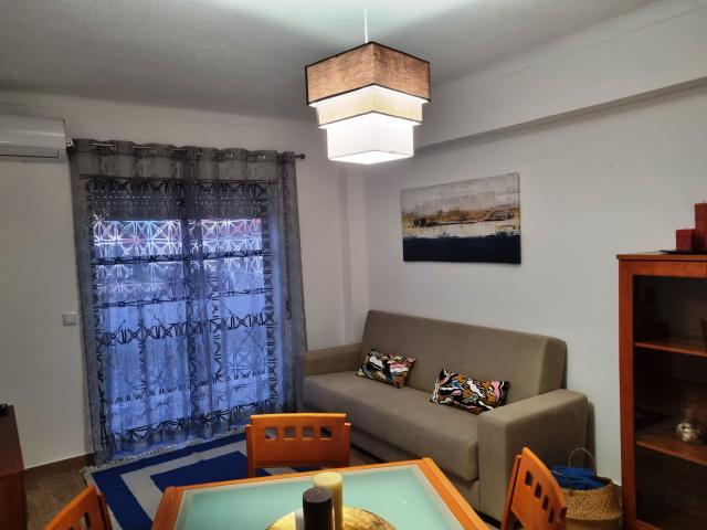 Apartamento em Altura para Arrendamento de 1 de Outubro a 30 de Maio