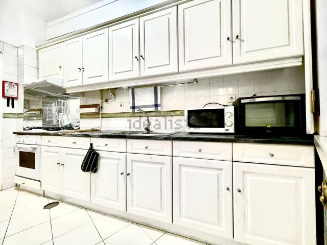 Apartamento em Alta Praça da República, Cidade de Coimbra